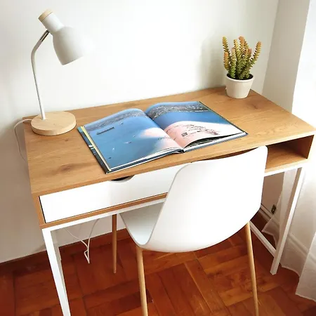 דירה Entre Olas Y Calles Con Parking Gratis-by Wehomes *