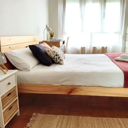 דירה Entre Olas Y Calles Con Parking Gratis-by Wehomes